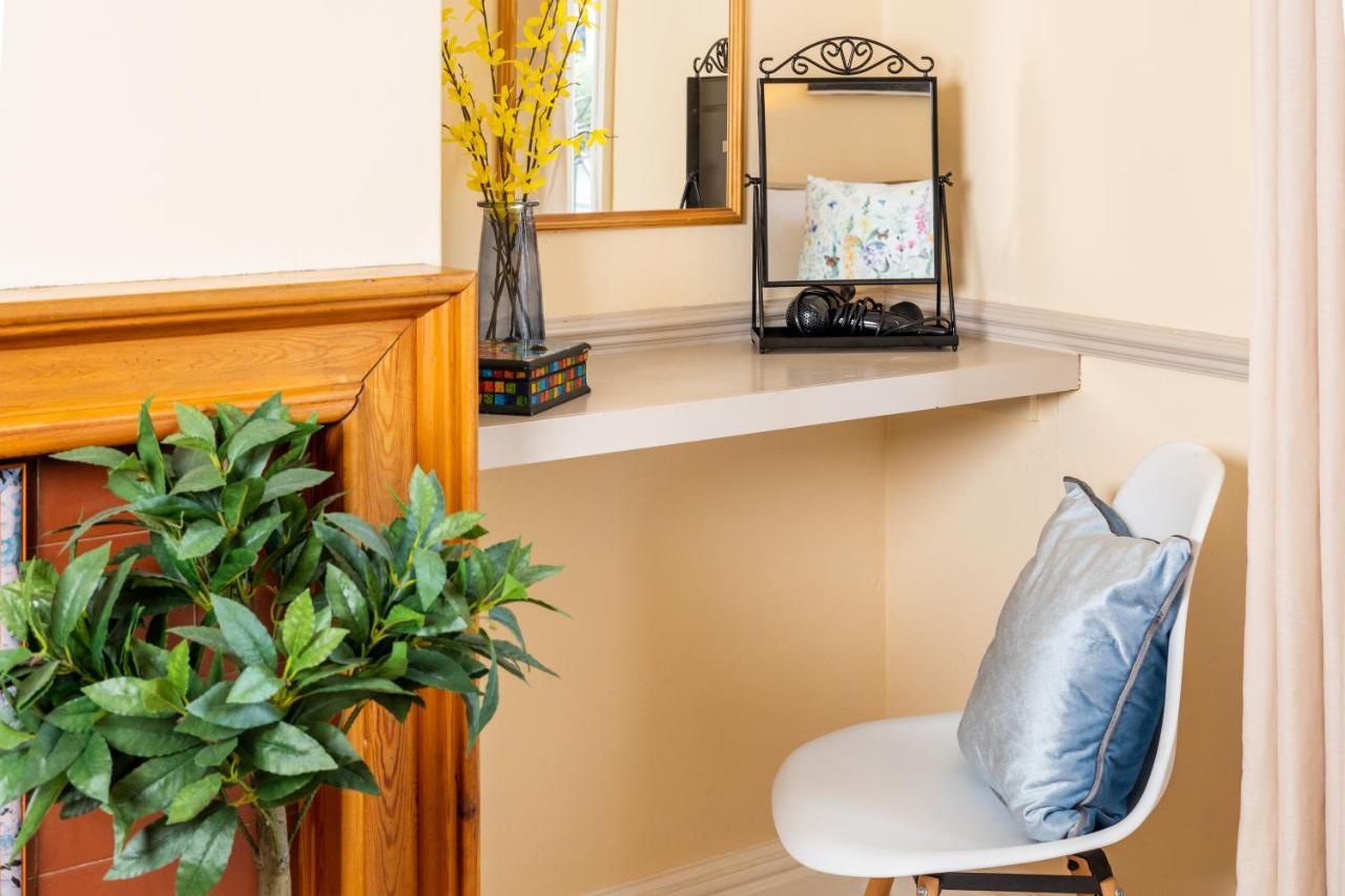 Ilkley Studio Apartment Bagian luar foto
